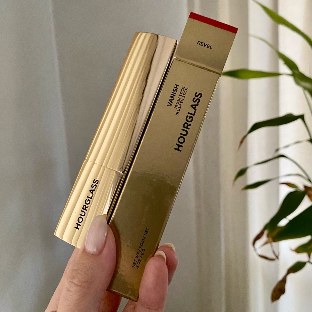 NIB — Hourglass Vanish Blush Stick — Revel (Warm Scarlet)